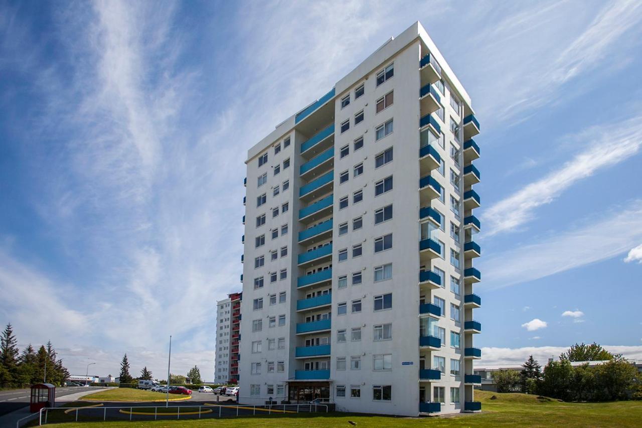 Panoramic Studio Apartment With Stunning View - Free Parking Reykjavik Bagian luar foto